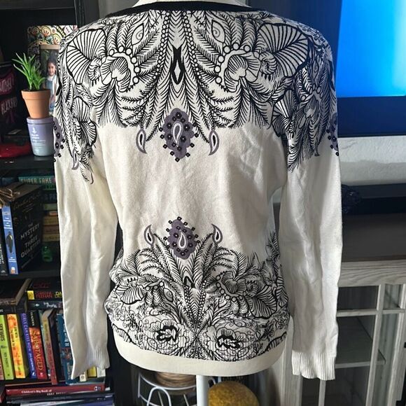 Escio Size Large Black & Off white Floral Print Cardigan - Picture 5 of 5